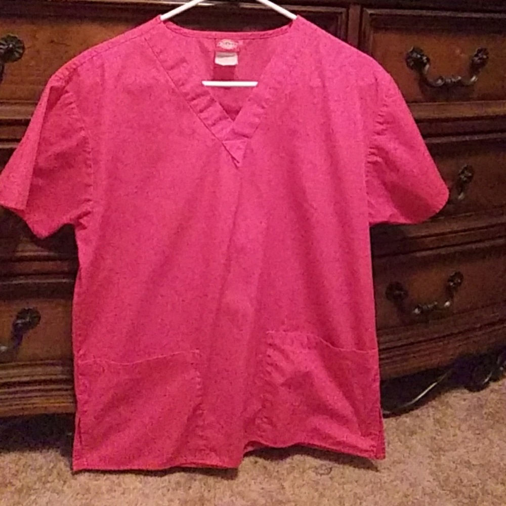 Scrub top